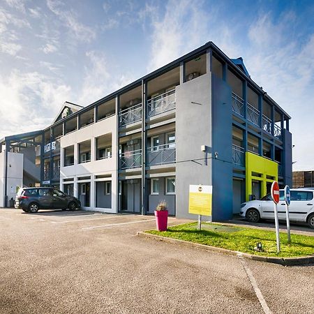 B&B Hotel Rouen Parc Des Expos Zenith ル・グラン・ケヴィイー エクステリア 写真