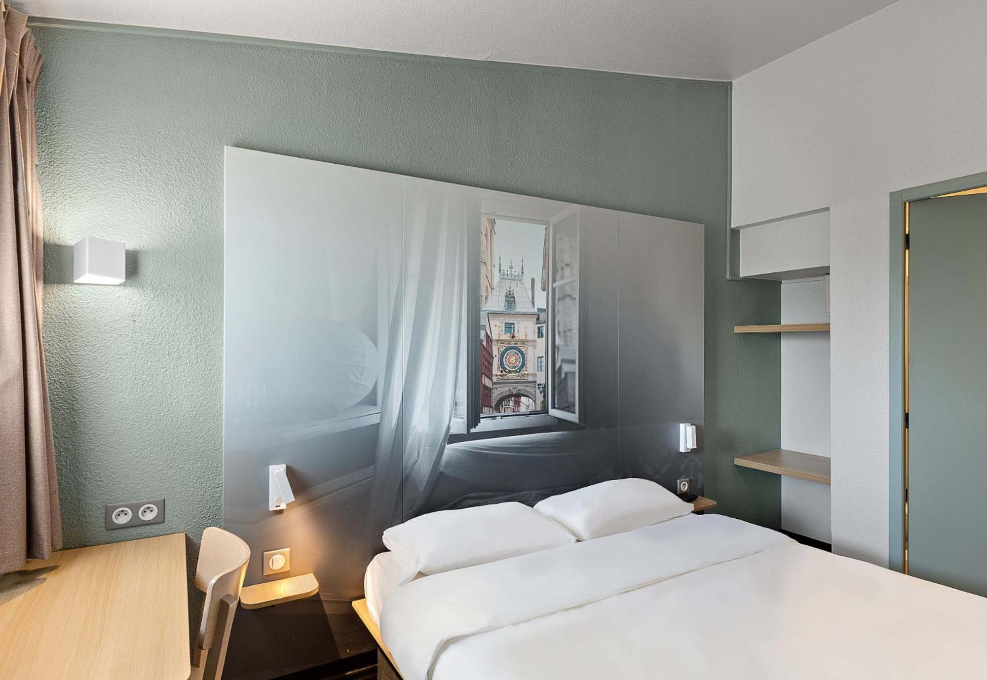B&B Hotel Rouen Parc Des Expos Zenith ル・グラン・ケヴィイー エクステリア 写真